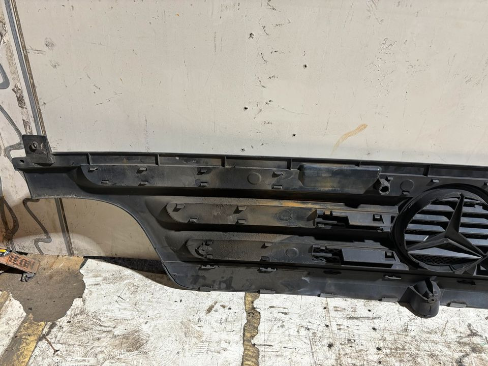 Mercedes Atego 2 Kühlergrill A9738880023 - Panggangan untuk Truk: gambar 2 Mercedes Atego 2 Kühlergrill A9738880023 - Panggangan untuk Truk: gambar 2