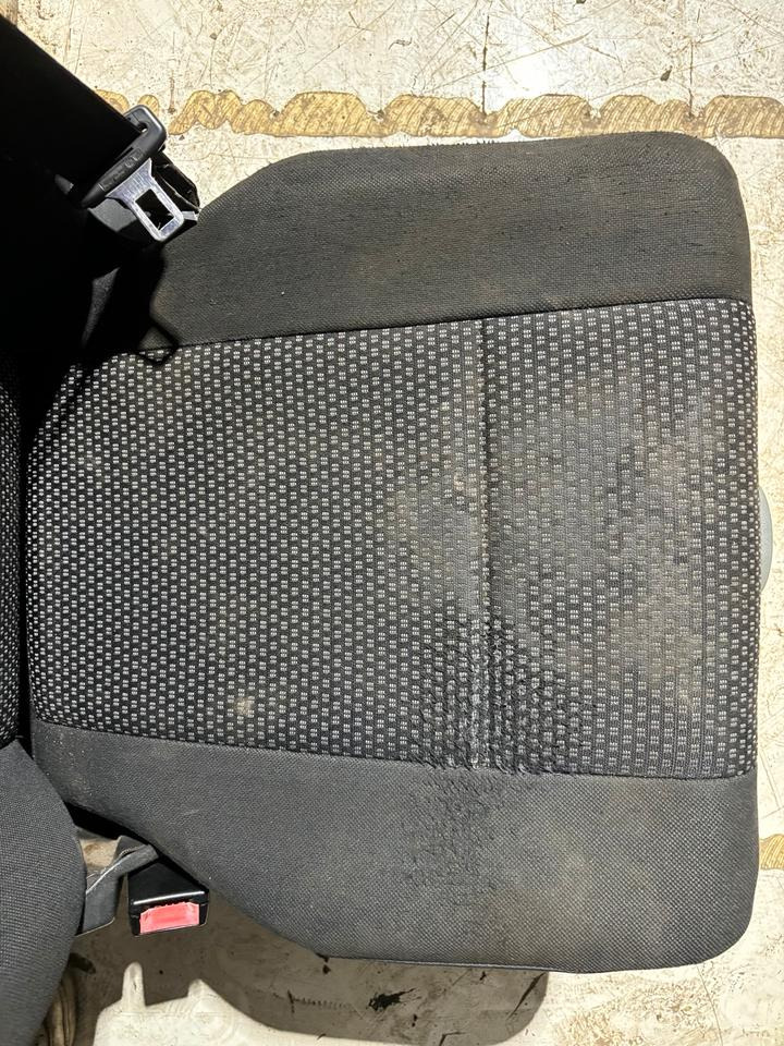 Mercedes Atego 3 Fahrersitz mit Luft - Tempat duduk untuk Truk: gambar 3 Mercedes Atego 3 Fahrersitz mit Luft - Tempat duduk untuk Truk: gambar 3