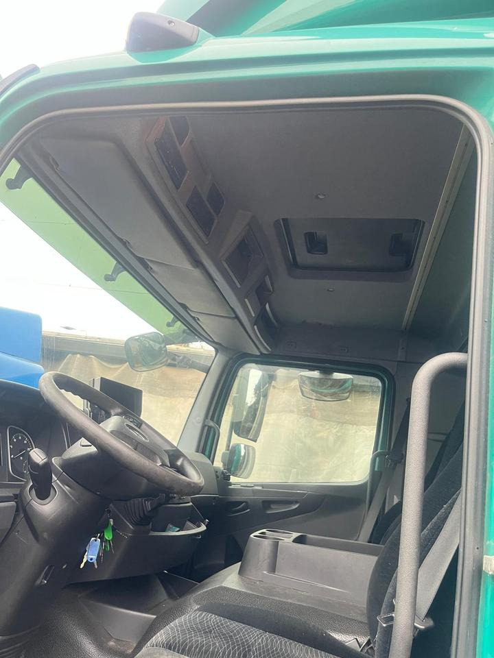 Mercedes Atego 4 1524 komplette Kabine ohne elektrische Geräte - Kabin untuk Truk: gambar 5 Mercedes Atego 4 1524 komplette Kabine ohne elektrische Geräte - Kabin untuk Truk: gambar 5
