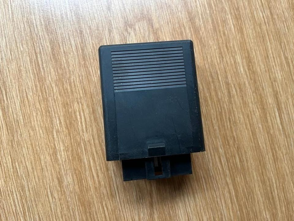 Mercedes Atego Blinkermodul Relais Steuergerät A0205451232 - ECU untuk Truk: gambar 4 Mercedes Atego Blinkermodul Relais Steuergerät A0205451232 - ECU untuk Truk: gambar 4