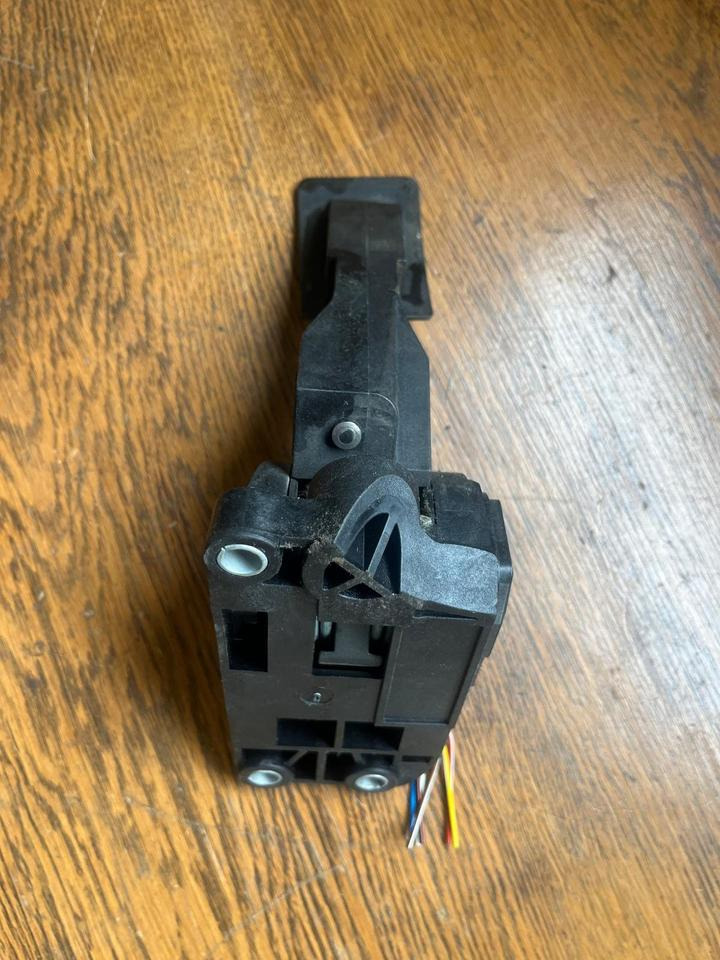 Mercedes Atego Gaspedal A9403000004 - Pedal untuk Truk: gambar 5 Mercedes Atego Gaspedal A9403000004 - Pedal untuk Truk: gambar 5