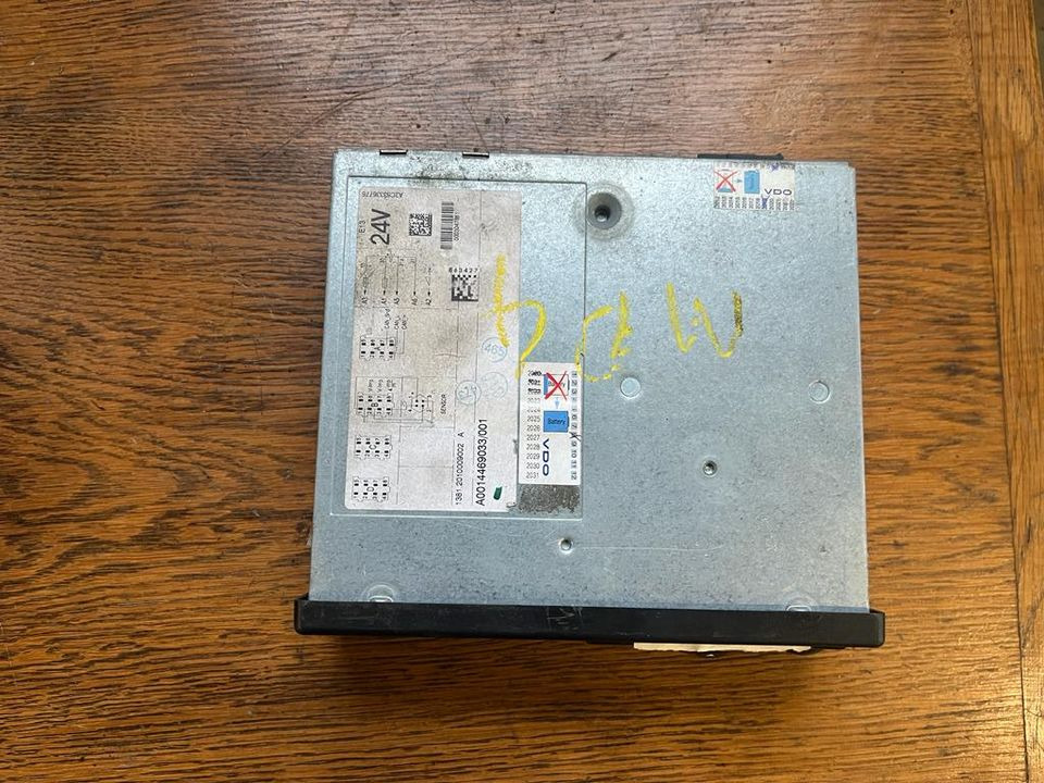 Mercedes-Benz Actros MP4 VDO Tachograph A0014469033 - Tachographs untuk Truk: gambar 4 Mercedes-Benz Actros MP4 VDO Tachograph A0014469033 - Tachographs untuk Truk: gambar 4