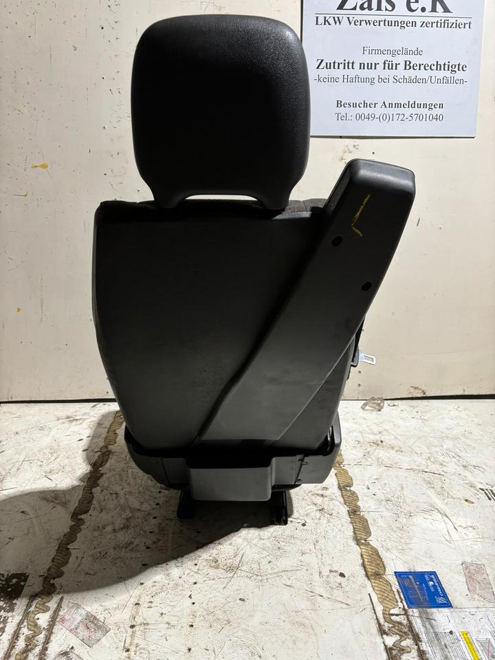 Mercedes-Benz Atego 2 Beifahrersitz mit Luft - Tempat duduk untuk Truk: gambar 4 Mercedes-Benz Atego 2 Beifahrersitz mit Luft - Tempat duduk untuk Truk: gambar 4