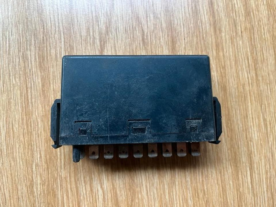 Mercedes Benz Blinkerrelais Blinkgeber 0035445232 - Relay untuk Truk: gambar 4 Mercedes Benz Blinkerrelais Blinkgeber 0035445232 - Relay untuk Truk: gambar 4