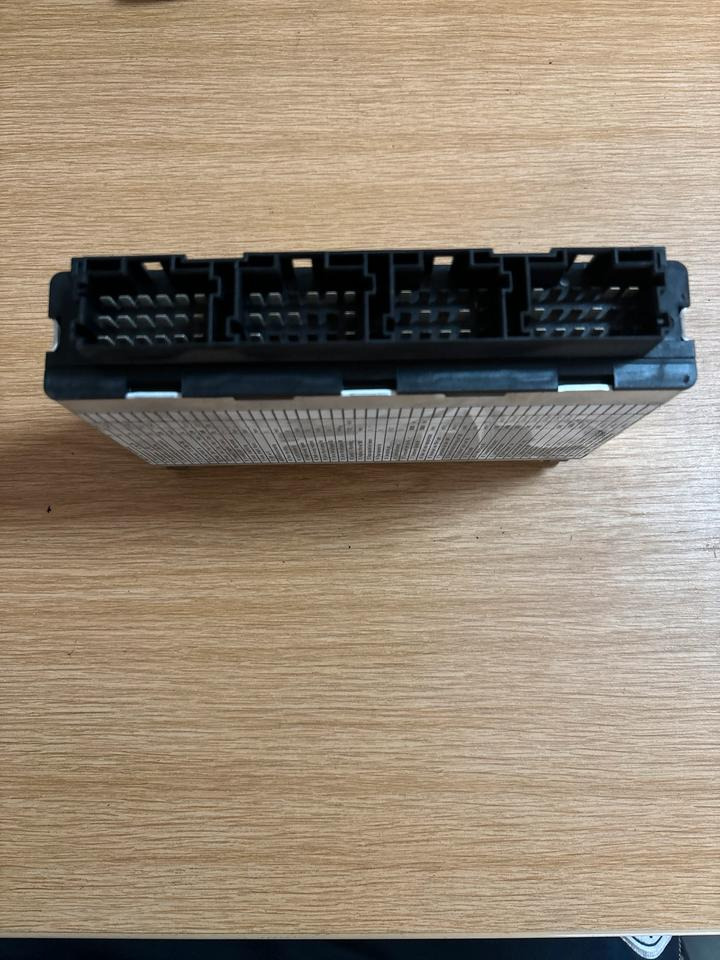 Mercedes-Benz VDO Elektronik FR Steuergerät A0004466302 - ECU untuk Truk: gambar 3 Mercedes-Benz VDO Elektronik FR Steuergerät A0004466302 - ECU untuk Truk: gambar 3