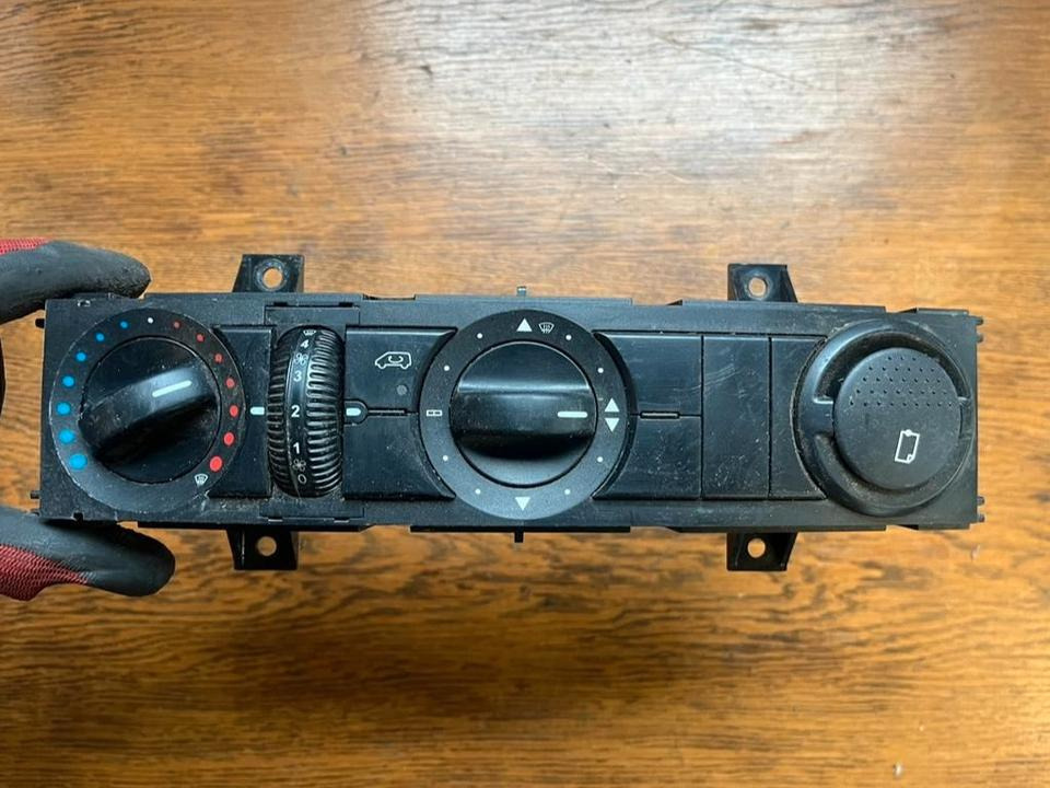 Mercedes Sprinter Klimabedienteil Klima Heizung A9068300185 - Pemanasan/ Ventilasi untuk Truk: gambar 1 Mercedes Sprinter Klimabedienteil Klima Heizung A9068300185 - Pemanasan/ Ventilasi untuk Truk: gambar 1