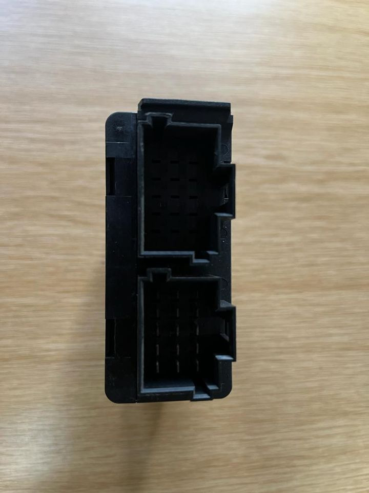 Mercedes VDO Zentralverriegelung Steuergerät A 000 446 15 19 - ECU untuk Truk: gambar 3 Mercedes VDO Zentralverriegelung Steuergerät A 000 446 15 19 - ECU untuk Truk: gambar 3
