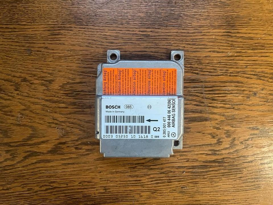 Mercedes Vito W638 Airbag Steuergerät Sensor 0004460642 - ECU untuk Truk: gambar 1 Mercedes Vito W638 Airbag Steuergerät Sensor 0004460642 - ECU untuk Truk: gambar 1