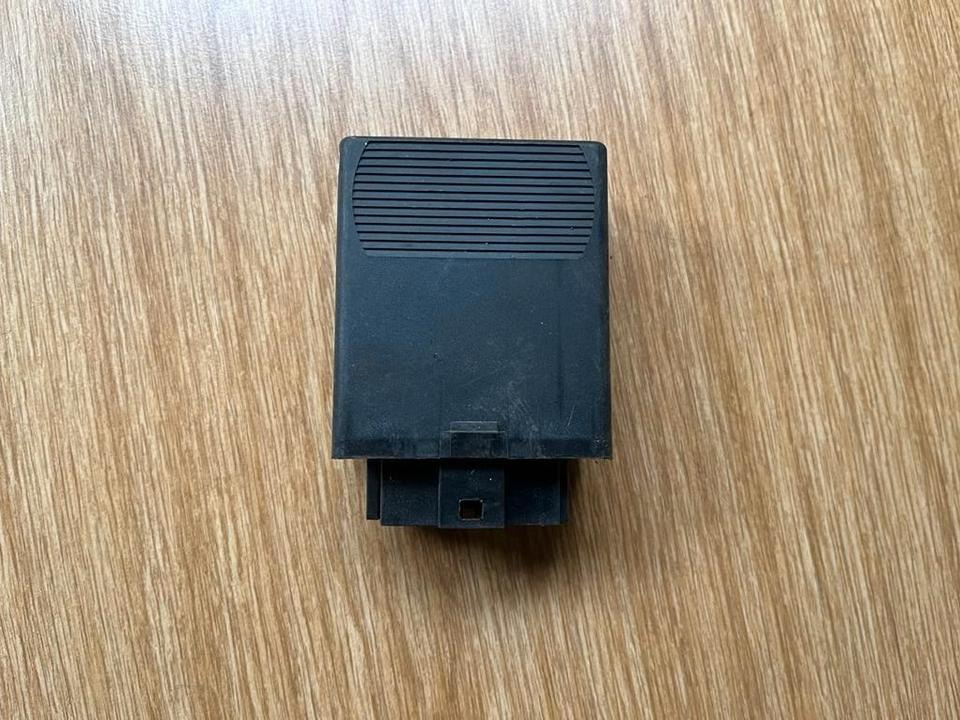 Mercedes W638 Vito Steuergerät Blinkermodul Relais 0165452332 - ECU untuk Truk: gambar 4 Mercedes W638 Vito Steuergerät Blinkermodul Relais 0165452332 - ECU untuk Truk: gambar 4