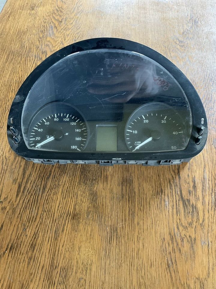 Sprinter W906 Kombiinstrument Tacho 9064460221 9064460621 - Dasbor untuk Truk: gambar 1 Sprinter W906 Kombiinstrument Tacho 9064460221 9064460621 - Dasbor untuk Truk: gambar 1