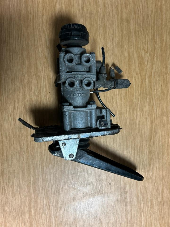 Wabco Bremsventil 4613180260 - Katup rem untuk Truk: gambar 2 Wabco Bremsventil 4613180260 - Katup rem untuk Truk: gambar 2