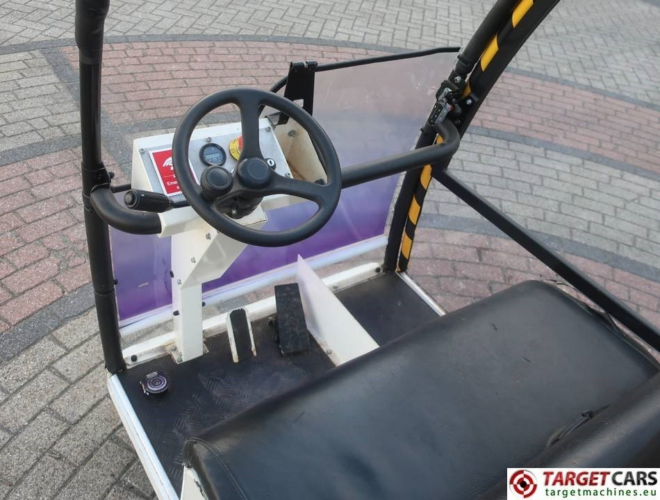 Bradshaw AV6AV ELECTRIC UTV RECREATIONAL 6-PERSONS VEHICLE - Kereta golf: gambar 5 Bradshaw AV6AV ELECTRIC UTV RECREATIONAL 6-PERSONS VEHICLE - Kereta golf: gambar 5