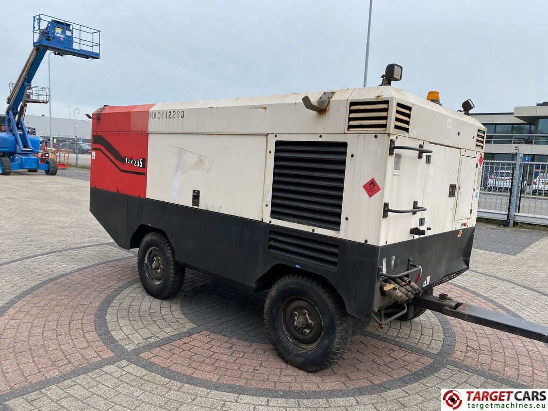 DOOSAN / INGERSOLL RAND 12235 AIR 12/235 B87 COMPRESSOR 23,5CBM 13.1BAR 825CFM 9970HRS 2011 - Kompresor udara: gambar 2 DOOSAN / INGERSOLL RAND 12235 AIR 12/235 B87 COMPRESSOR 23,5CBM 13.1BAR 825CFM 9970HRS 2011 - Kompresor udara: gambar 2