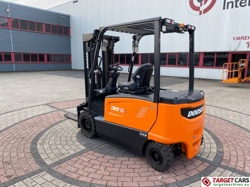 Doosan B35X-7 Electric Forklift 3.5T Triplex-438cm Unused - Forklift listrik: gambar 4 Doosan B35X-7 Electric Forklift 3.5T Triplex-438cm Unused - Forklift listrik: gambar 4