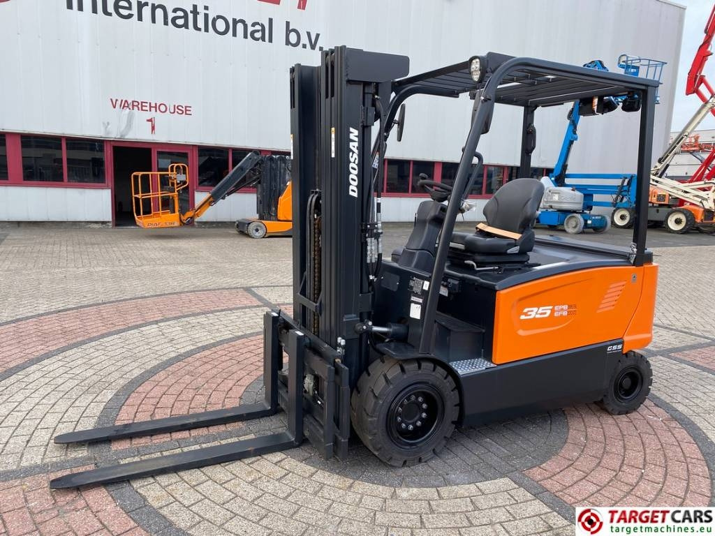 Doosan B35X-7 Electric Forklift 3.5T Triplex-438cm Unused - Forklift listrik: gambar 1 Doosan B35X-7 Electric Forklift 3.5T Triplex-438cm Unused - Forklift listrik: gambar 1
