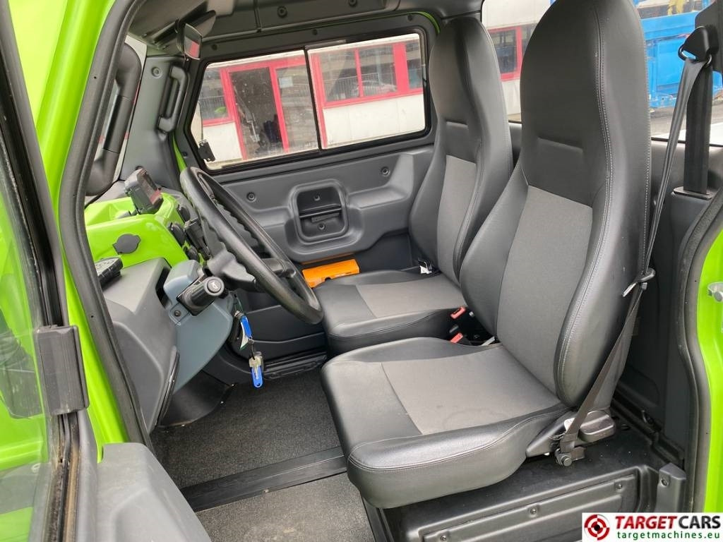 Truk jungkit, Kendaraan utilitas listrik Evum ACar Electric UTV 3-Way-Tipper Utility Vehicle: gambar 7