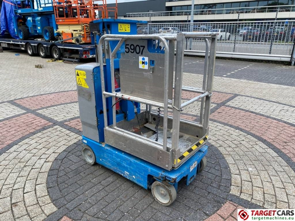Genie GR15 RunAbout Electric Vertical Mast Lift 652cm  - Lift tiang vertikal: gambar 2 Genie GR15 RunAbout Electric Vertical Mast Lift 652cm  - Lift tiang vertikal: gambar 2