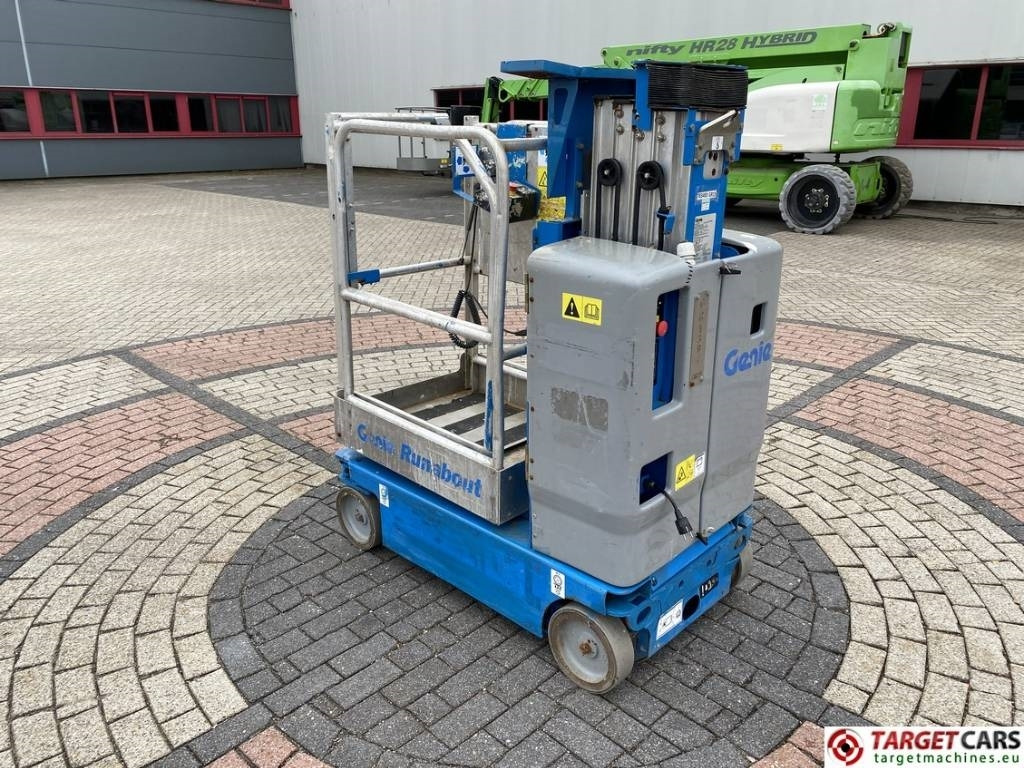 Genie GR15 Runabout Electric Vertical Mast Lift 652cm  - Lift tiang vertikal: gambar 4 Genie GR15 Runabout Electric Vertical Mast Lift 652cm  - Lift tiang vertikal: gambar 4