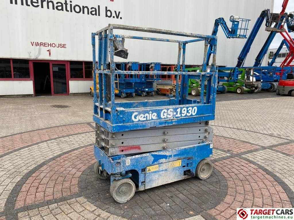 Genie GS-1932 Electric Scissor Work Lift 779cm - Scissor lifts: gambar 1 Genie GS-1932 Electric Scissor Work Lift 779cm - Scissor lifts: gambar 1
