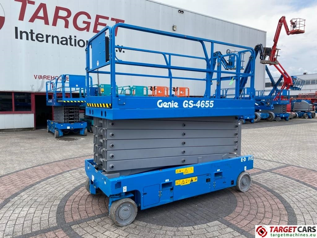 Genie GS-4655 Electric GS4655 Scissor Work Lift 1595cm - Scissor lifts: gambar 1 Genie GS-4655 Electric GS4655 Scissor Work Lift 1595cm - Scissor lifts: gambar 1