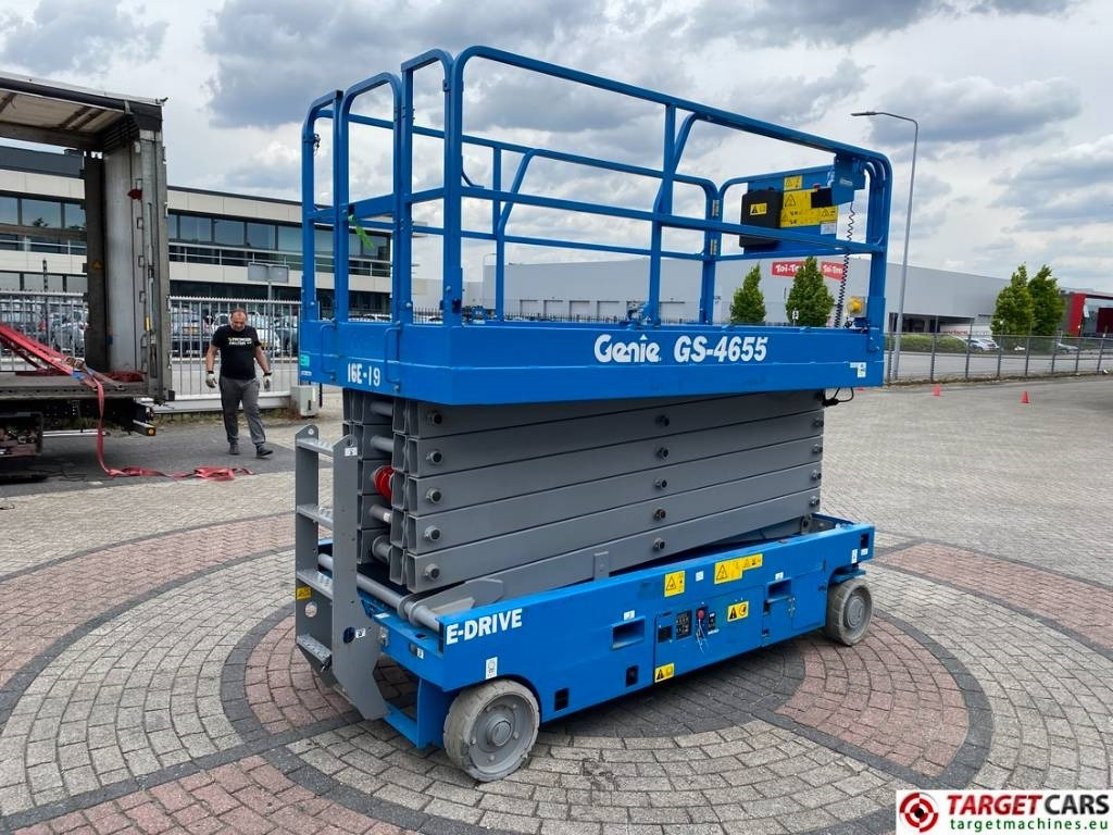 Genie GS-4655 Electric GS4655 Scissor Work Lift 1595cm - Scissor lifts: gambar 3 Genie GS-4655 Electric GS4655 Scissor Work Lift 1595cm - Scissor lifts: gambar 3