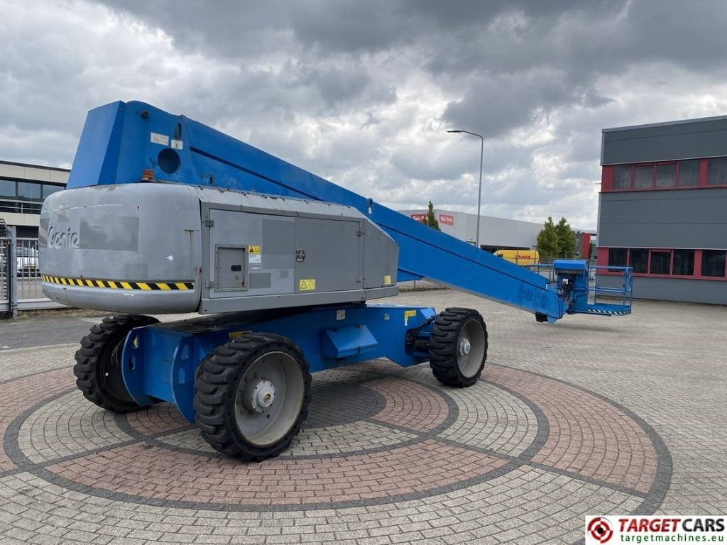 Genie S-100HD Telescopic 4x4x4 Diesel Boom Lift 3248cm - Boom teleskopik: gambar 3 Genie S-100HD Telescopic 4x4x4 Diesel Boom Lift 3248cm - Boom teleskopik: gambar 3