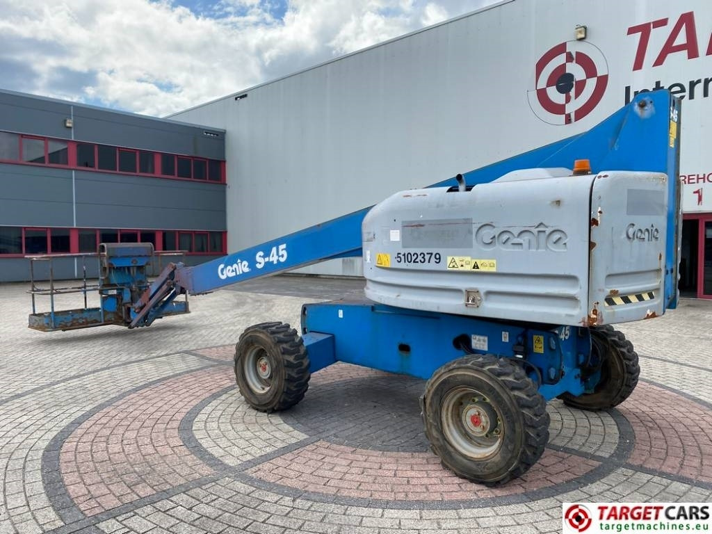 Genie S-45 Telescopic 4x4 Diesel Boom Work Lift 1572cm - Boom teleskopik: gambar 4 Genie S-45 Telescopic 4x4 Diesel Boom Work Lift 1572cm - Boom teleskopik: gambar 4