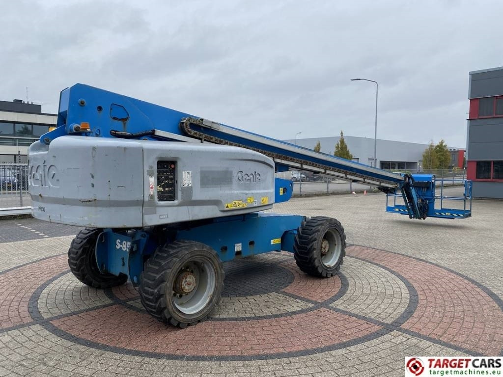 Genie S-85 Telescopic 4x4 Diesel Boom Work Lift 2791cm - Boom teleskopik: gambar 3 Genie S-85 Telescopic 4x4 Diesel Boom Work Lift 2791cm - Boom teleskopik: gambar 3