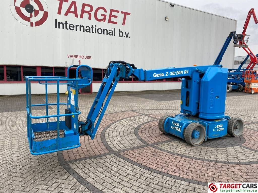 Genie Z-30/20N RJ Ariculated Electric Boom Lift 1110cm - Boom artikulasi: gambar 1 Genie Z-30/20N RJ Ariculated Electric Boom Lift 1110cm - Boom artikulasi: gambar 1