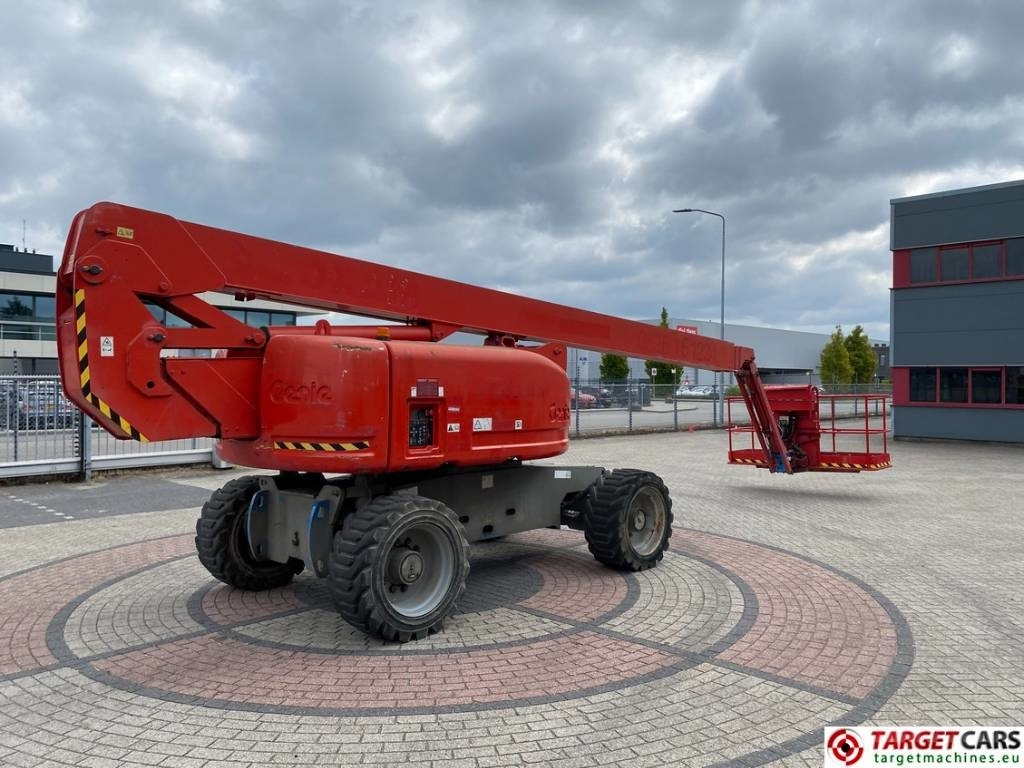 Genie Z-80/60 Articulated 4x4x4 Diesel Boom Lift 2577cm - Boom artikulasi: gambar 3 Genie Z-80/60 Articulated 4x4x4 Diesel Boom Lift 2577cm - Boom artikulasi: gambar 3