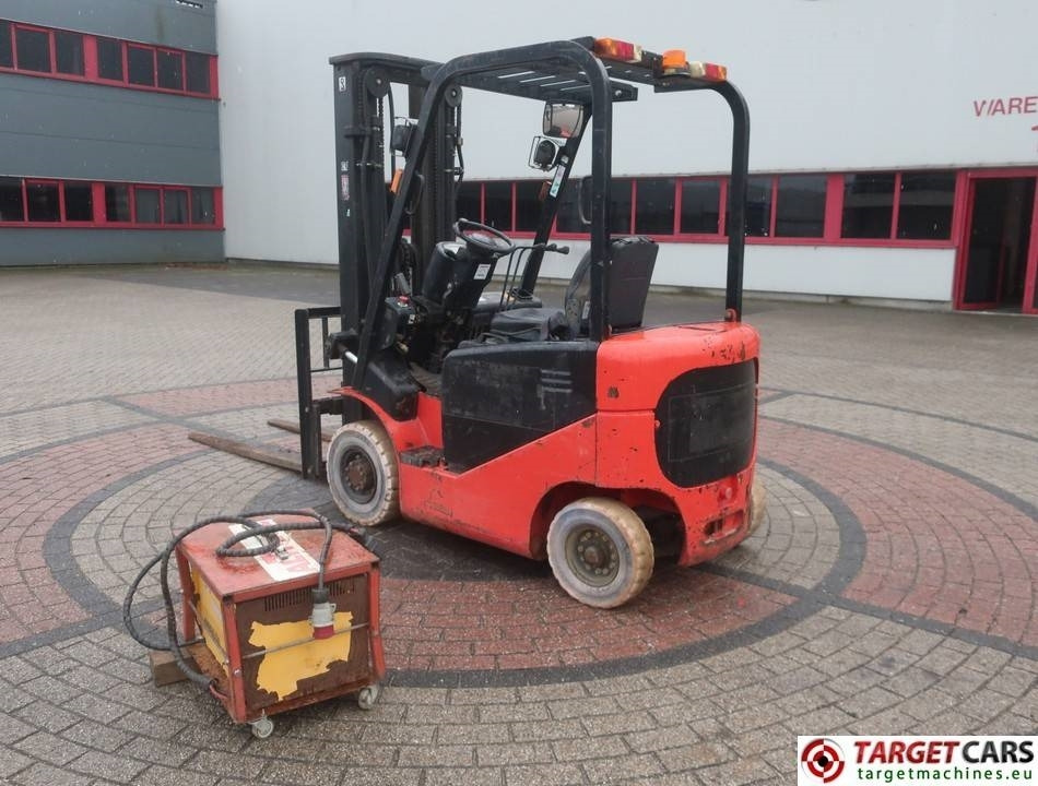 Hangcha CPD15J Eletric 4-wh Forklift Triplex-480cm 1500KG - Forklift listrik: gambar 4 Hangcha CPD15J Eletric 4-wh Forklift Triplex-480cm 1500KG - Forklift listrik: gambar 4
