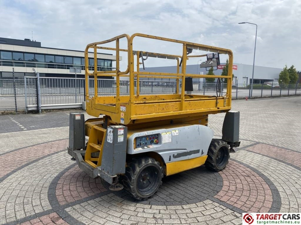 Haulotte Compact 10DX Diesel 4x4 Scissor 1015cm DEFECT - Scissor lifts: gambar 3 Haulotte Compact 10DX Diesel 4x4 Scissor 1015cm DEFECT - Scissor lifts: gambar 3