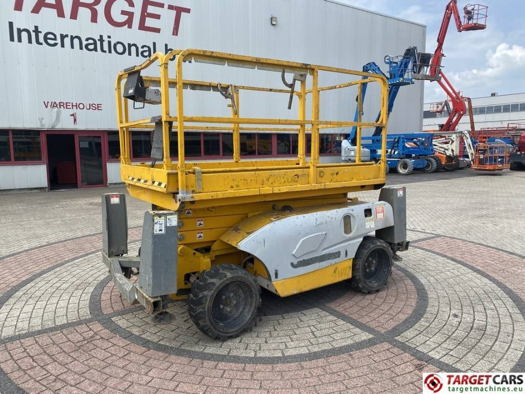 Haulotte Compact 10DX Diesel 4x4 Scissor 1015cm DEFECT - Scissor lifts: gambar 1 Haulotte Compact 10DX Diesel 4x4 Scissor 1015cm DEFECT - Scissor lifts: gambar 1