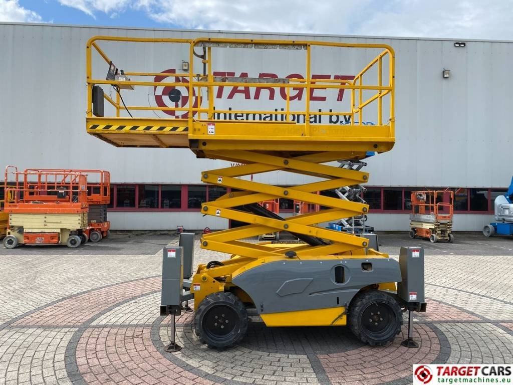 Haulotte Compact 10DX Diesel 4x4 Scissor Work Lift 1015cm - Scissor lifts: gambar 5 Haulotte Compact 10DX Diesel 4x4 Scissor Work Lift 1015cm - Scissor lifts: gambar 5