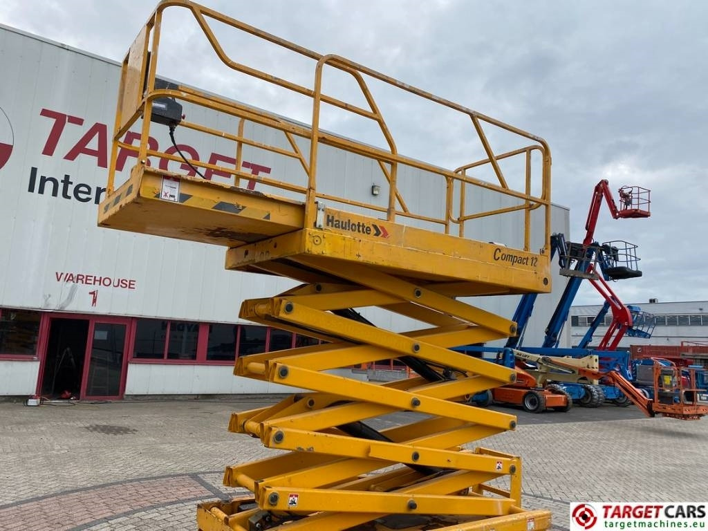 Leasing Haulotte Compact 12 Electric Scissor Work Lift 1200cm  Haulotte Compact 12 Electric Scissor Work Lift 1200cm: gambar 27