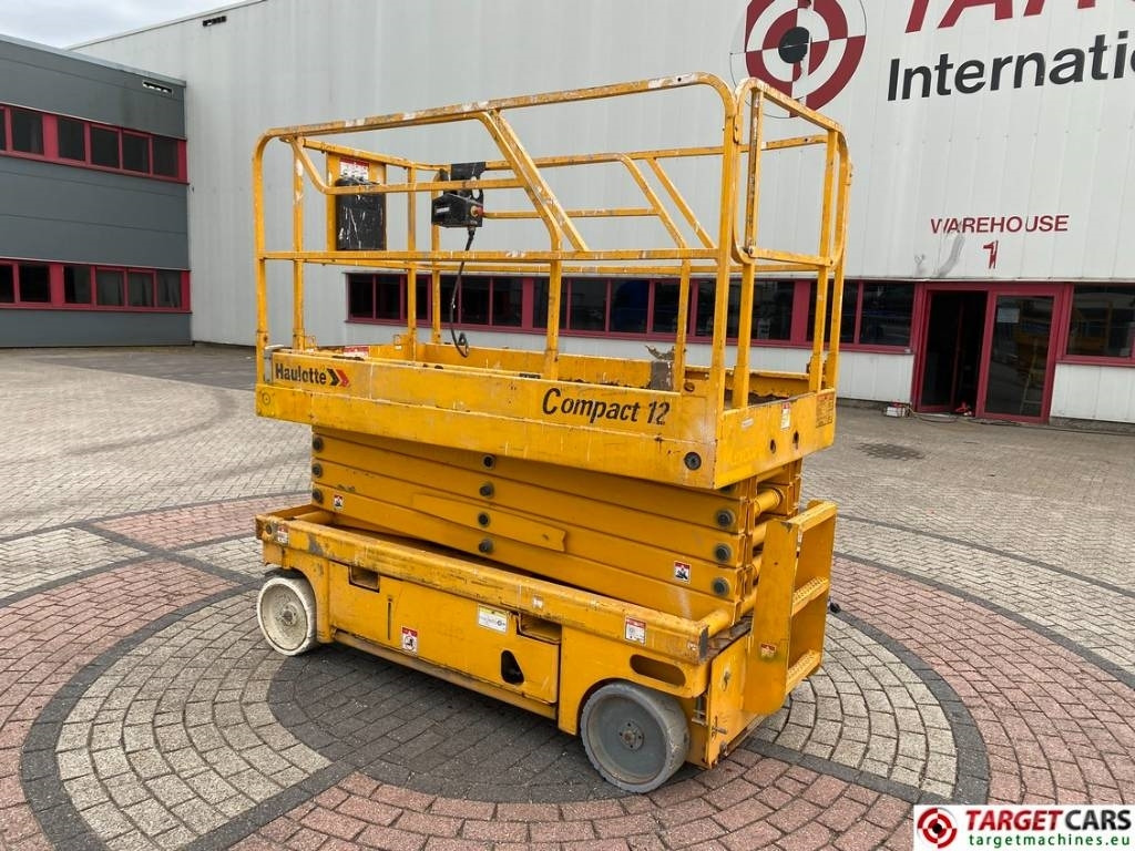 Haulotte Compact 12 Electric Scissor Work Lift 1200cm - Scissor lifts: gambar 4 Haulotte Compact 12 Electric Scissor Work Lift 1200cm - Scissor lifts: gambar 4