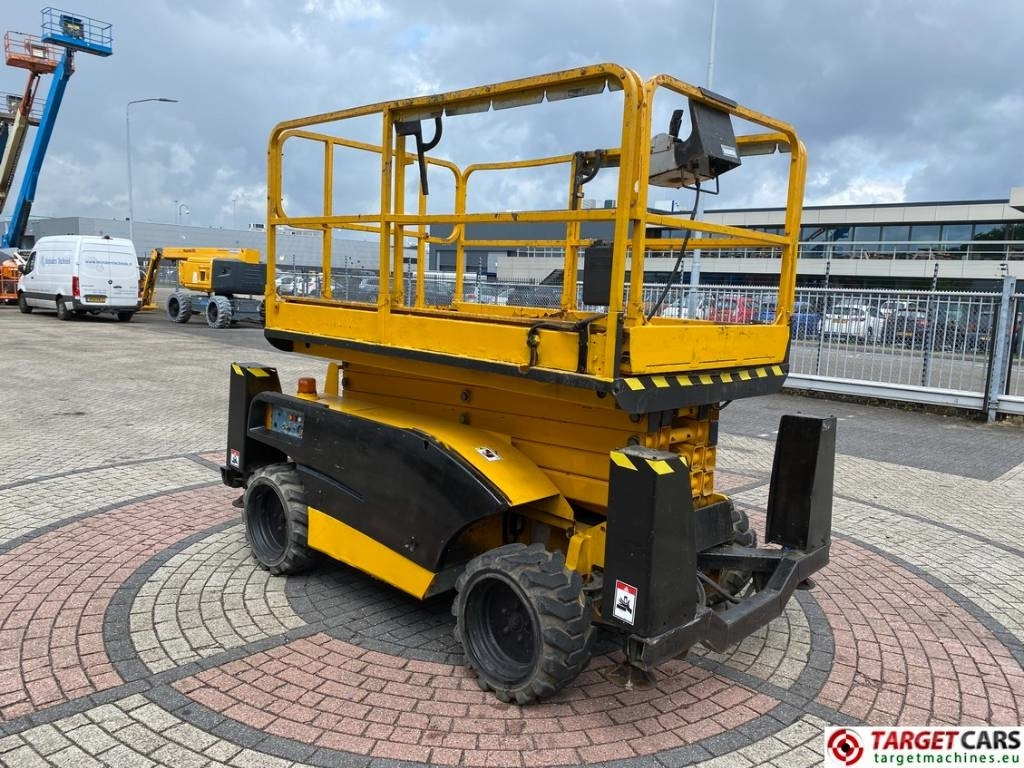 Haulotte Compact 12DX Diesel 4x4 Scissor Work Lift 1206cm - Scissor lifts: gambar 2 Haulotte Compact 12DX Diesel 4x4 Scissor Work Lift 1206cm - Scissor lifts: gambar 2