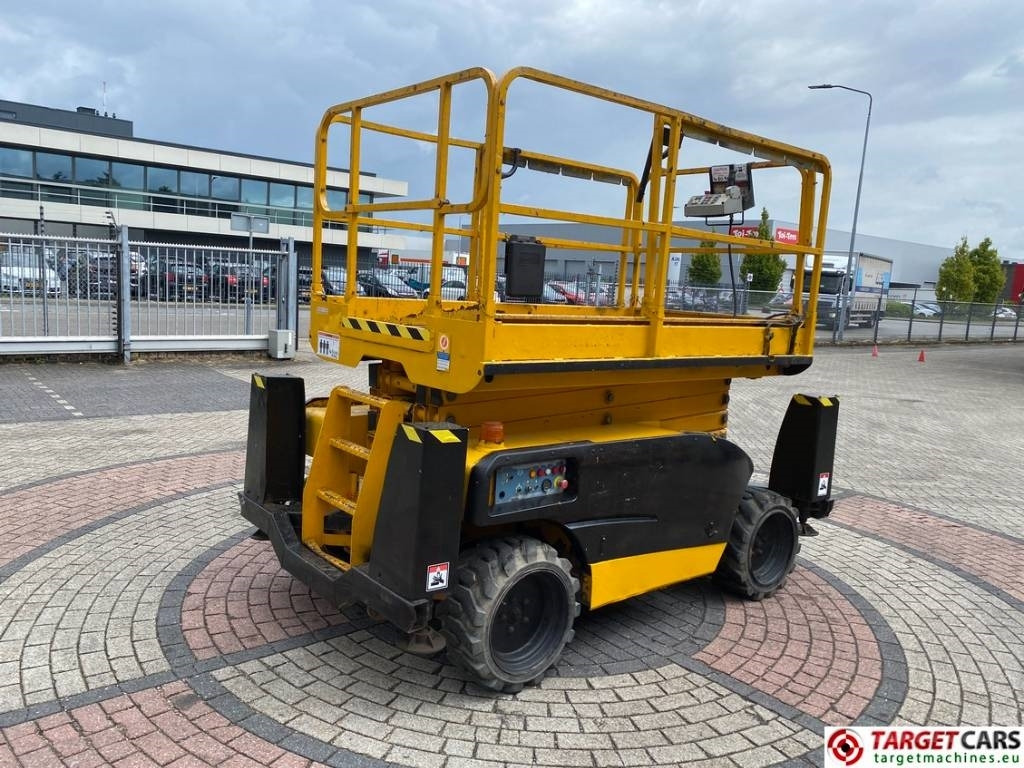Haulotte Compact 12DX Diesel 4x4 Scissor Work Lift 1206cm - Scissor lifts: gambar 3 Haulotte Compact 12DX Diesel 4x4 Scissor Work Lift 1206cm - Scissor lifts: gambar 3