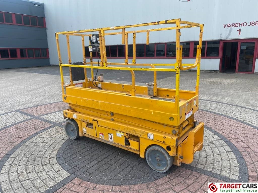 Haulotte Compact 8 Electric Scissor Work Lift 818cm - Scissor lifts: gambar 4 Haulotte Compact 8 Electric Scissor Work Lift 818cm - Scissor lifts: gambar 4