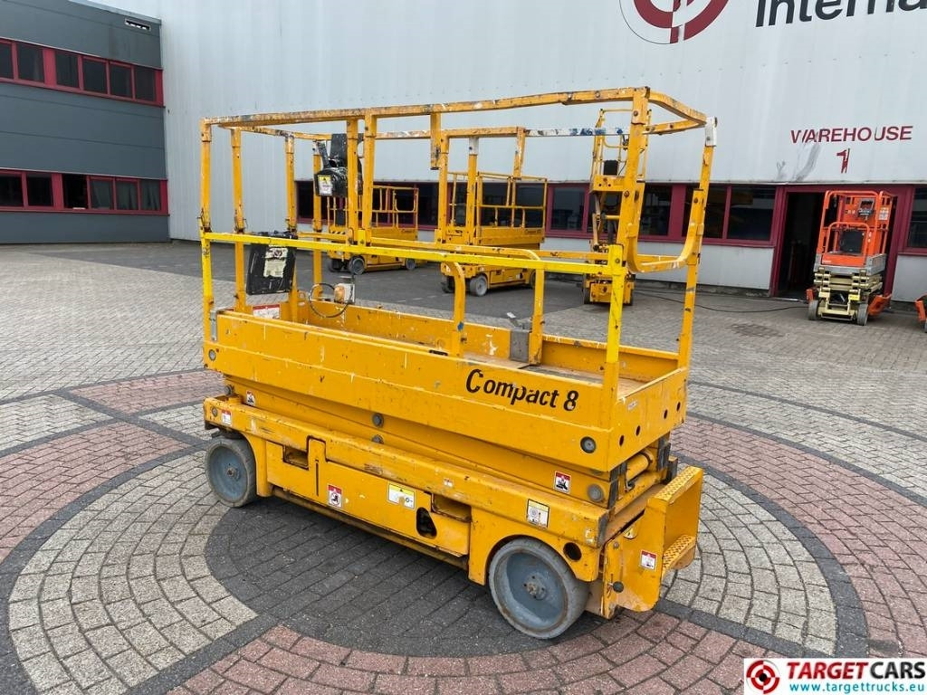 Haulotte Compact 8 Electric Scissor Work Lift 818cm - Scissor lifts: gambar 4 Haulotte Compact 8 Electric Scissor Work Lift 818cm - Scissor lifts: gambar 4