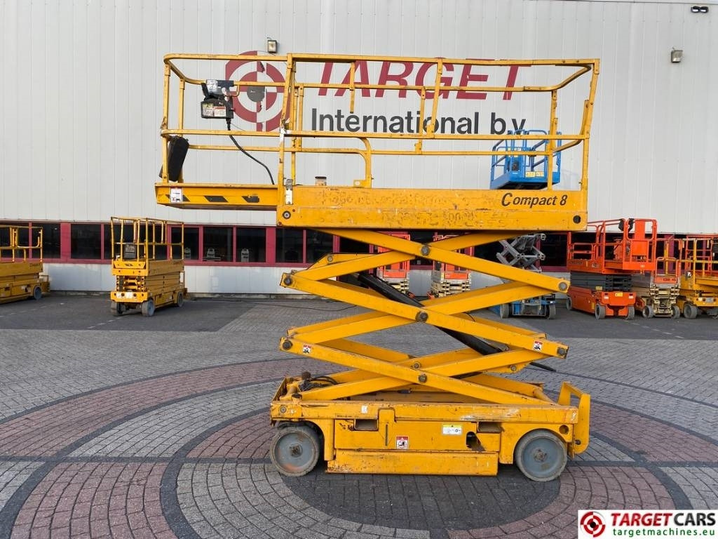 Haulotte Compact 8 Electric Scissor Work Lift 818cm - Scissor lifts: gambar 5 Haulotte Compact 8 Electric Scissor Work Lift 818cm - Scissor lifts: gambar 5