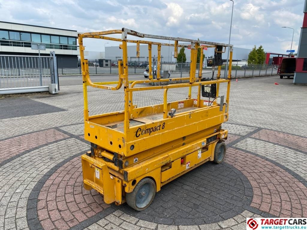 Haulotte Compact 8 Electric Scissor Work Lift 818cm - Scissor lifts: gambar 3 Haulotte Compact 8 Electric Scissor Work Lift 818cm - Scissor lifts: gambar 3