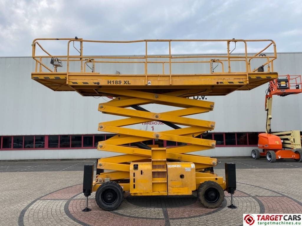 Haulotte H18SXL Diesel 4x4 Scissor Work Lift 1800cm - Scissor lifts: gambar 5 Haulotte H18SXL Diesel 4x4 Scissor Work Lift 1800cm - Scissor lifts: gambar 5