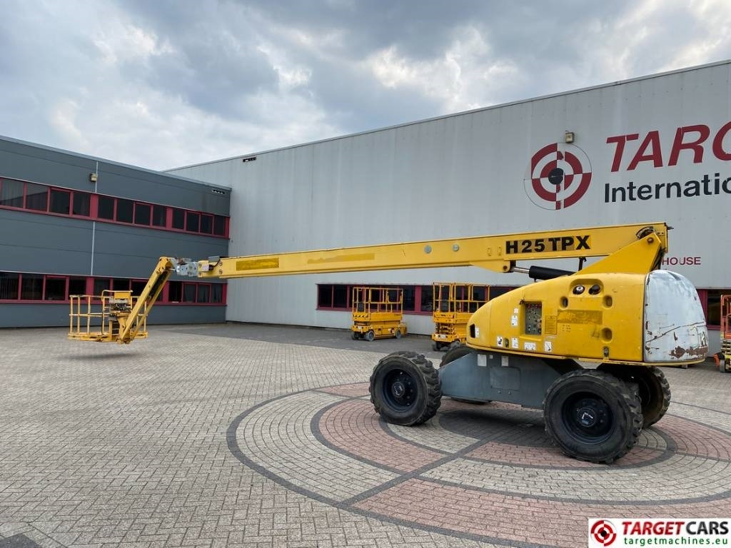 Haulotte H25TPX Telescopic 4x4 Diesel Boom Work Lift 2530cm - Boom teleskopik: gambar 4 Haulotte H25TPX Telescopic 4x4 Diesel Boom Work Lift 2530cm - Boom teleskopik: gambar 4