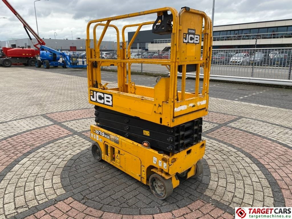 JCB S1930E Electric Scissor Work Lift 780cm - Scissor lifts: gambar 2 JCB S1930E Electric Scissor Work Lift 780cm - Scissor lifts: gambar 2