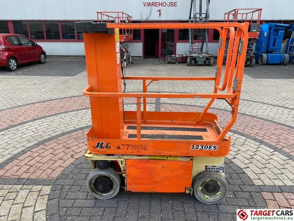 JLG 1230ES Electric Vertical Mast Work Lift 566cm  - Lift tiang vertikal: gambar 5 JLG 1230ES Electric Vertical Mast Work Lift 566cm  - Lift tiang vertikal: gambar 5