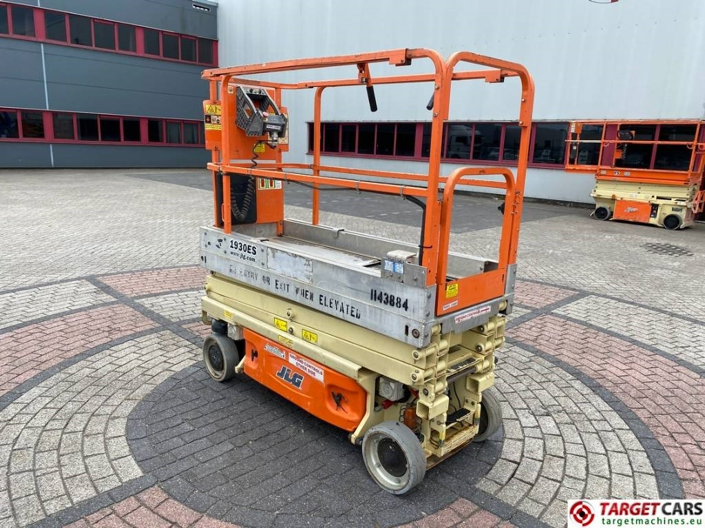 JLG 1930ES Electric Scissor Work Lift 772cm - Scissor lifts: gambar 4 JLG 1930ES Electric Scissor Work Lift 772cm - Scissor lifts: gambar 4