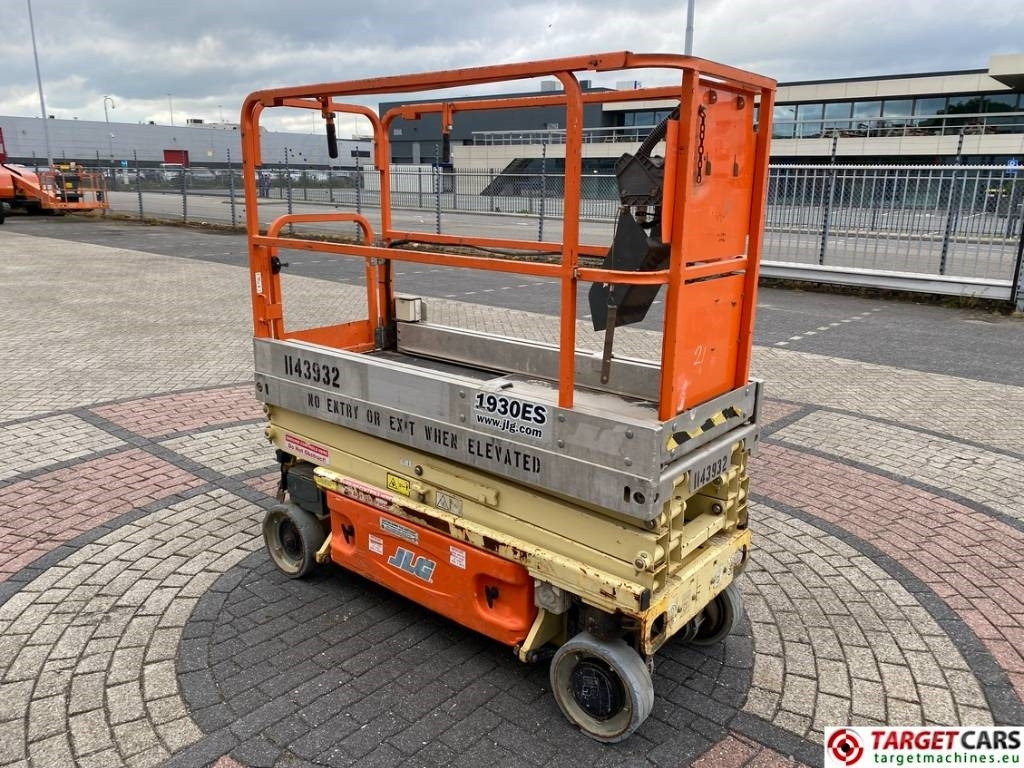 JLG 1930ES Electric Scissor Work Lift 772cm - Scissor lifts: gambar 2 JLG 1930ES Electric Scissor Work Lift 772cm - Scissor lifts: gambar 2