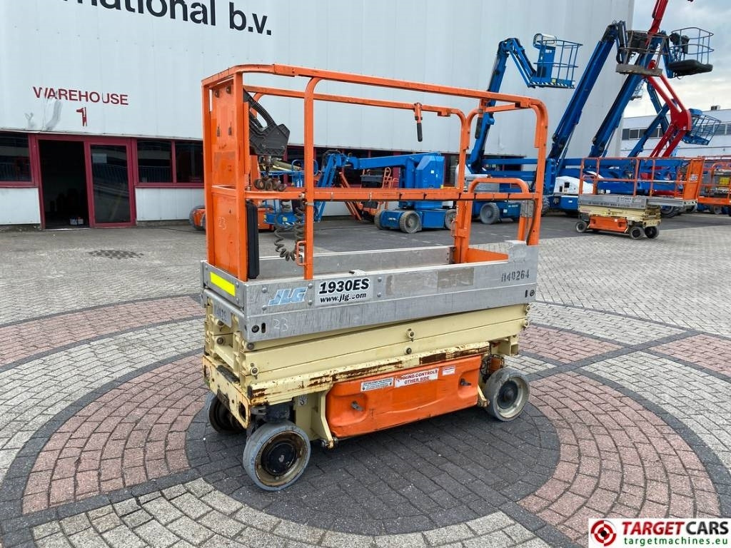 JLG 1930ES Electric Scissor Work Lift 772cm - Scissor lifts: gambar 1 JLG 1930ES Electric Scissor Work Lift 772cm - Scissor lifts: gambar 1