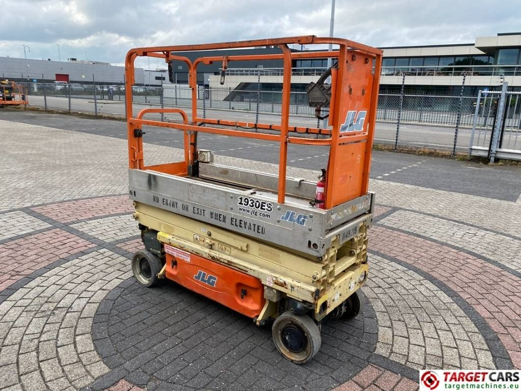 JLG 1930ES Electric Scissor Work Lift 772cm - Scissor lifts: gambar 2 JLG 1930ES Electric Scissor Work Lift 772cm - Scissor lifts: gambar 2